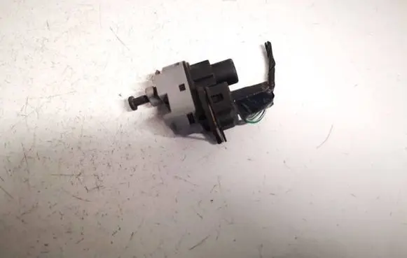 Ford Mondeo Mk III Brake pedal sensor switch 1s7t13480aa 1s7t-13480-aa