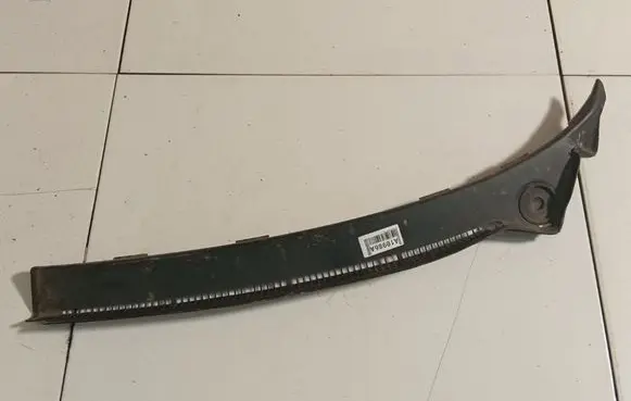 Volkswagen PASSAT B4 Wiper trim 357853829B