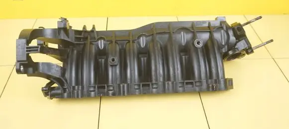Hyundai i30 fastback Intake manifold SSACY D4FB