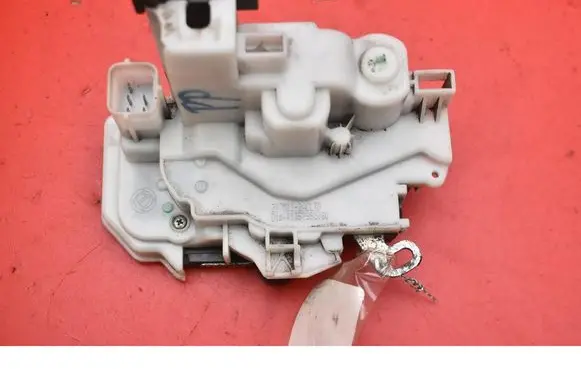 Front door lock