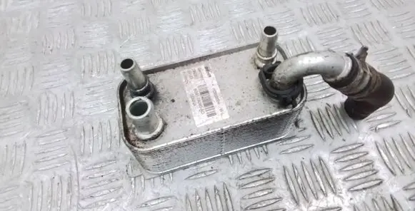 Volvo V70 Engine oil radiator 6G917A095AD