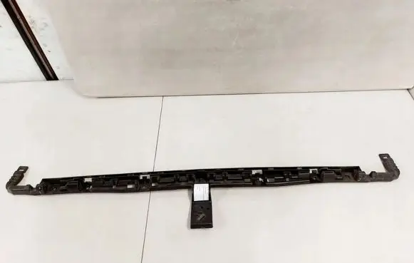Fiat 500L Rear bumper mounting bracket 51885876