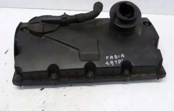 Skoda Fabia Mk1 (6Y) Rocker cam cover 038103475N