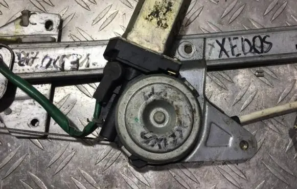 Front door window regulator motor