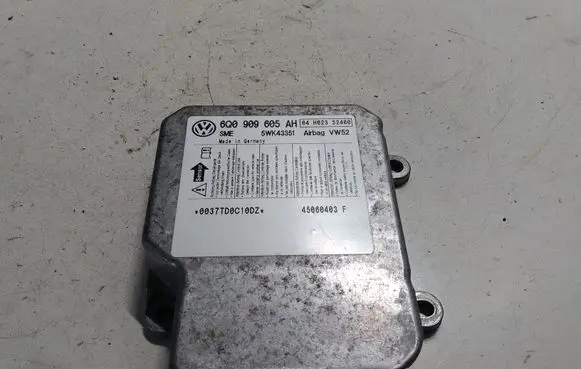 Volkswagen Caddy Airbag control unit/module 6Q0909605AH