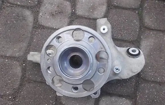 Mercedes-Benz GLC X253 C253 Stub axle A2453572600