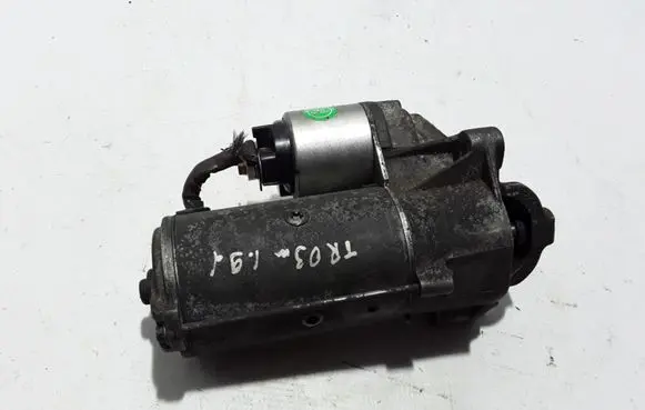 Renault Trafic II (X83) Starter motor 8200628419