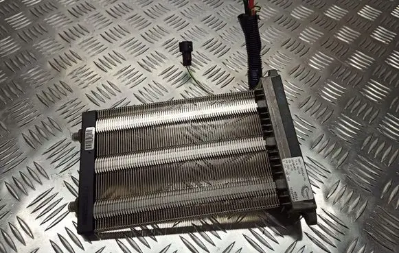 Ford C-MAX I Interior heater climate box assembly 3M51-18K463-FA