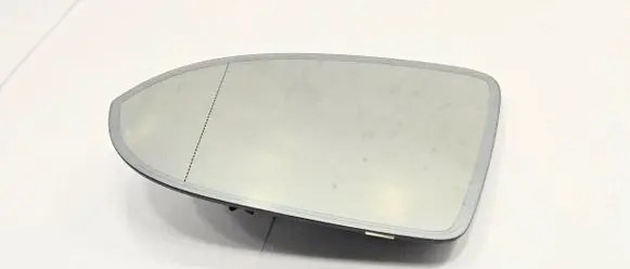 Volkswagen Golf VIII Wing mirror glass 3G0857521A