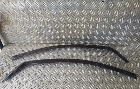 Toyota Yaris Windshield trim 