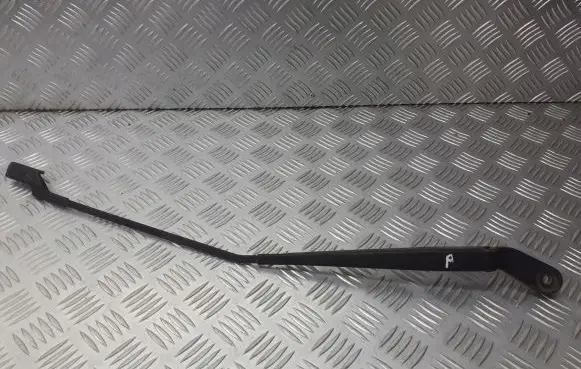 Volkswagen Polo IV 9N3 Front wiper blade arm 6Q1955410C