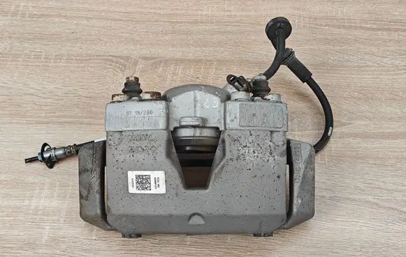 Audi A6 S6 C7 4G Front brake caliper 4G0106BM