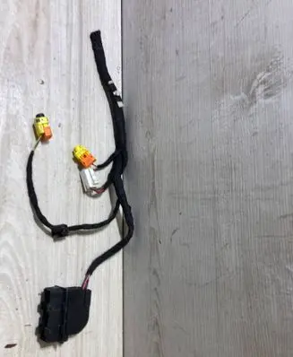 Audi Q3 F3 Rear door wiring loom 8K0972701