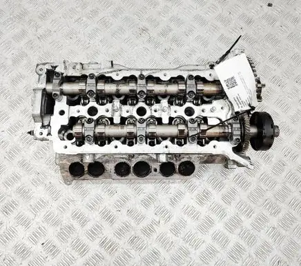 Jeep Grand Cherokee Engine head 90352085F