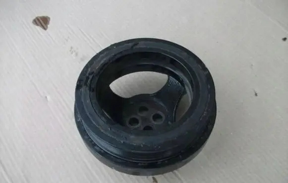 Mercedes-Benz E W212 Crankshaft pulley A6510300803