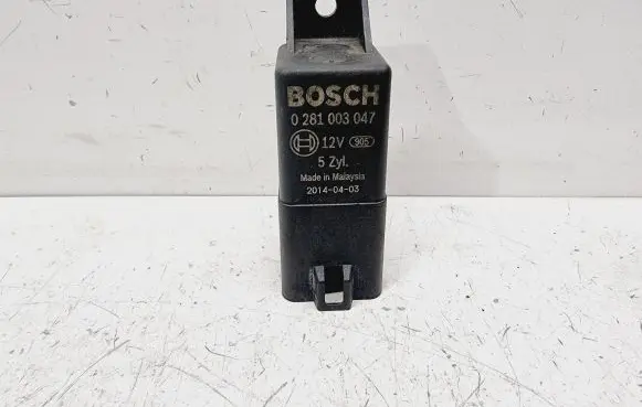 Volvo XC60 Glow plug pre-heat relay 31342686
