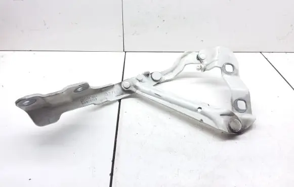 Volkswagen New Beetle Engine bonnet/hood hinges 1C0823302