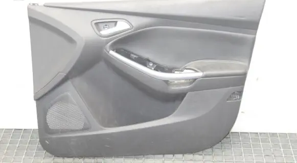 Ford Focus Front door card panel trim