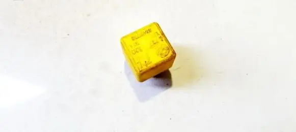 Fiat Bravo - Brava Other relay 82461739 a727