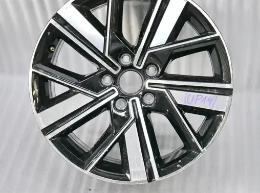 Volkswagen Multivan T5 R18 alloy rim 