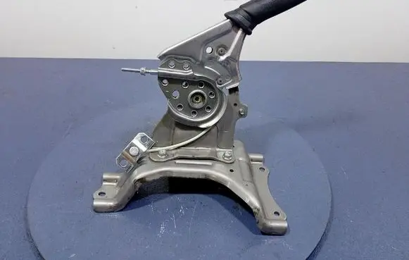 Mazda 3 II Handbrake/parking brake lever assembly 