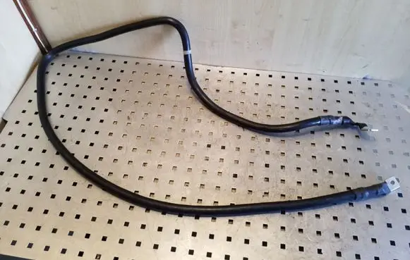 Volkswagen Phaeton Negative earth cable (battery)