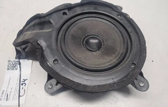 Volvo V70 Front door speaker 9472755