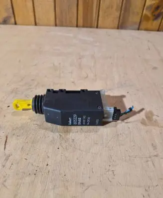 Saab 9-5 Central locking motor 805329 4809190
