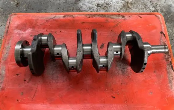 Renault Clio IV Crankshaft 