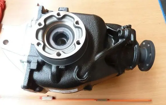 BMW X3 E83 Front differential 7567998
