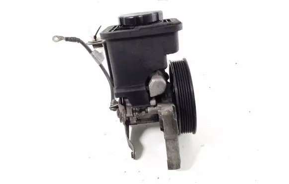 BMW X3 E83 Power steering pump 3450765