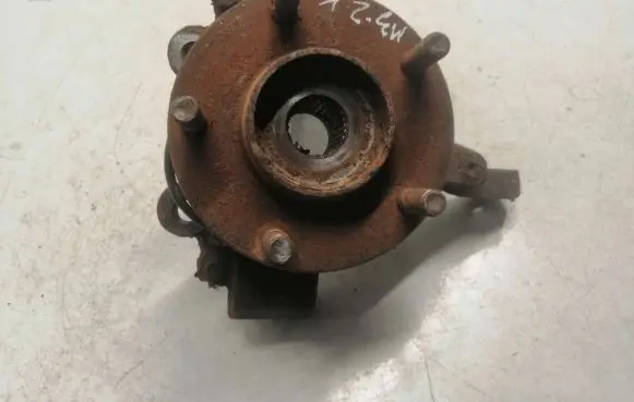 Mazda 3 I Front wheel hub spindle knuckle