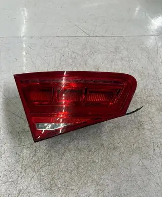 Audi A8 S8 D4 4H Tailgate rear/tail lights 4H0945093