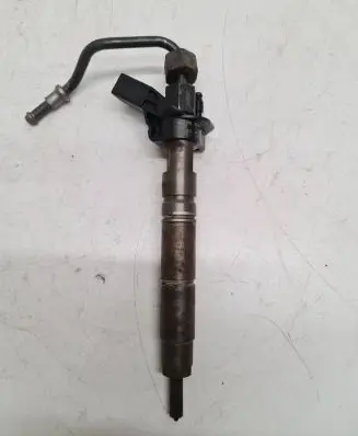 Mercedes-Benz R W251 Fuel injector A6420700587 0445153067