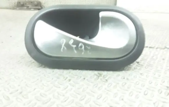 Renault Modus Front door interior handle