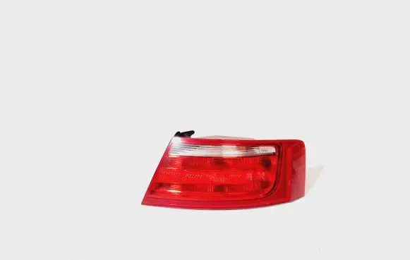Audi A5 8T 8F Rear/tail lights 8T0945096 AU484