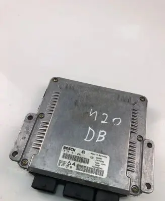 Peugeot 307 Engine control unit/module ECU 9647472780 0281011081