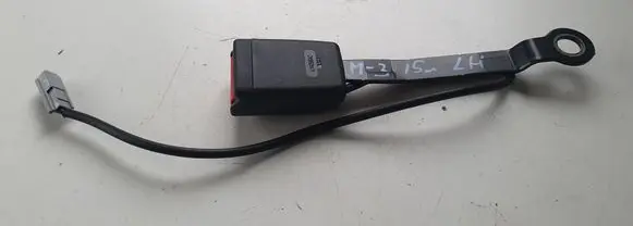 Mazda 3 II Front seatbelt buckle