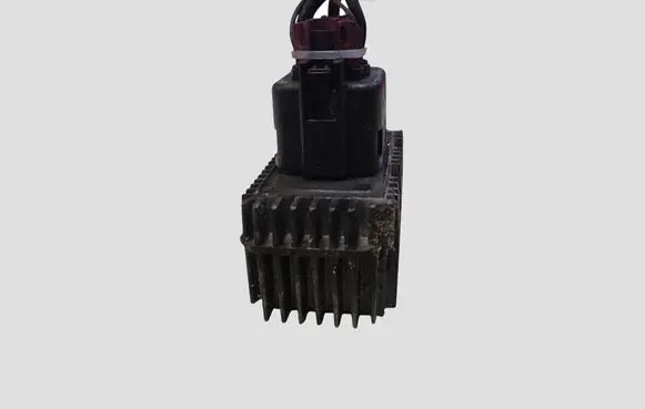 Opel Vectra C Glow plug pre-heat relay 55354141 51299018A