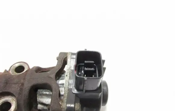 Mazda 323 F EGR valve 8901