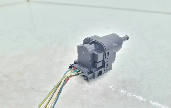 Audi A3 S3 8P Brake pedal sensor switch 103650