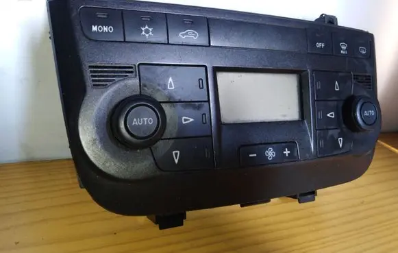 Fiat Punto (188) Climate control unit A83014000 735447949 B837