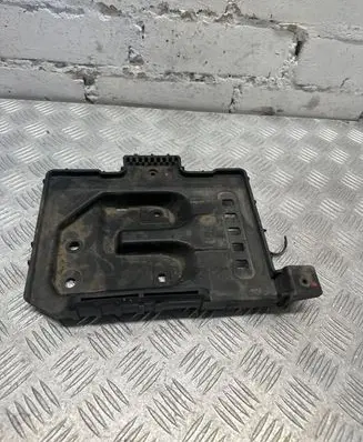 Hyundai i30 Battery tray 371502h000