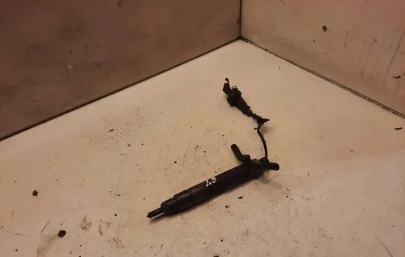 Seat Toledo II (1M) Fuel injector 038130202B