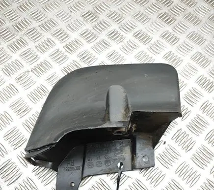 Mitsubishi L200 Front mudguard 5370B552