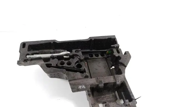 Mercedes-Benz GLK (X204) Tool set A2048981314