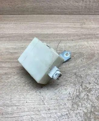 Toyota Yaris Door control unit/module 897410D020 73673212