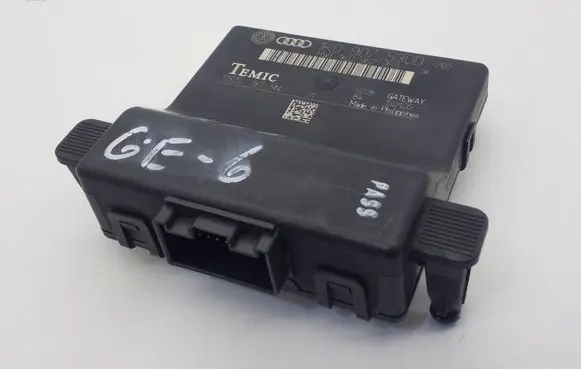 Audi A3 S3 8P Gateway control module 1K0907530D 1K0907951