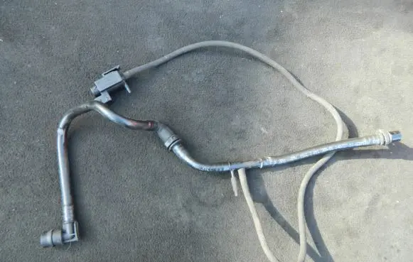 BMW 5 F10 F11 Vacuum line/pipe/hose 7811209