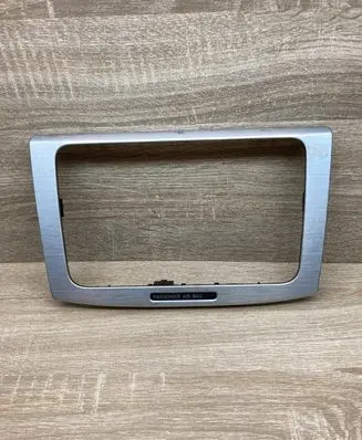 Volkswagen PASSAT B6 Radio/GPS head unit trim 3C0919234A 3C0858069P